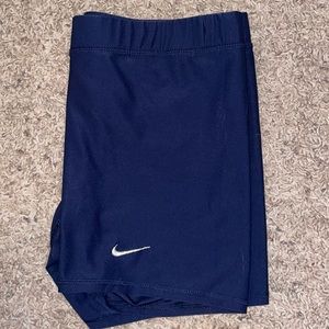 Nike, women’s medium, navy blue